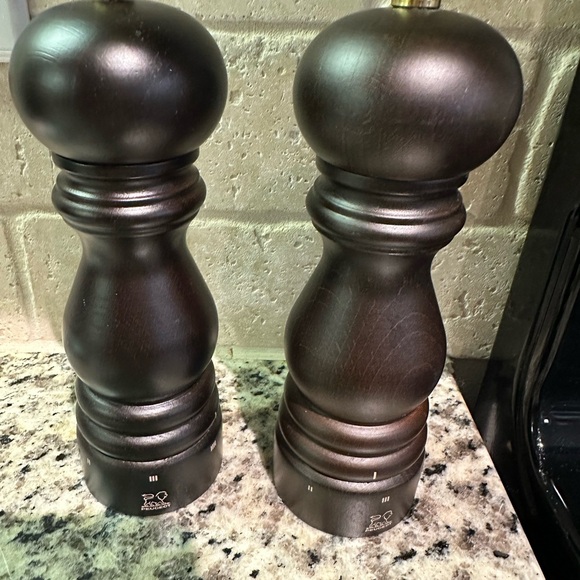 Peugeot | Paris Duo u'Select Pepper and Salt Mill, Chocolate, 18 cm - 7 in - Picture 3 of 10